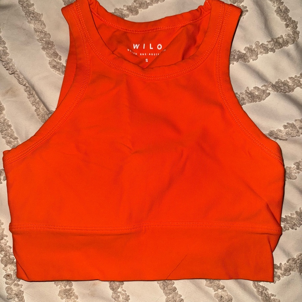 Wilo Women's Orange Athletic Wear Crop Top